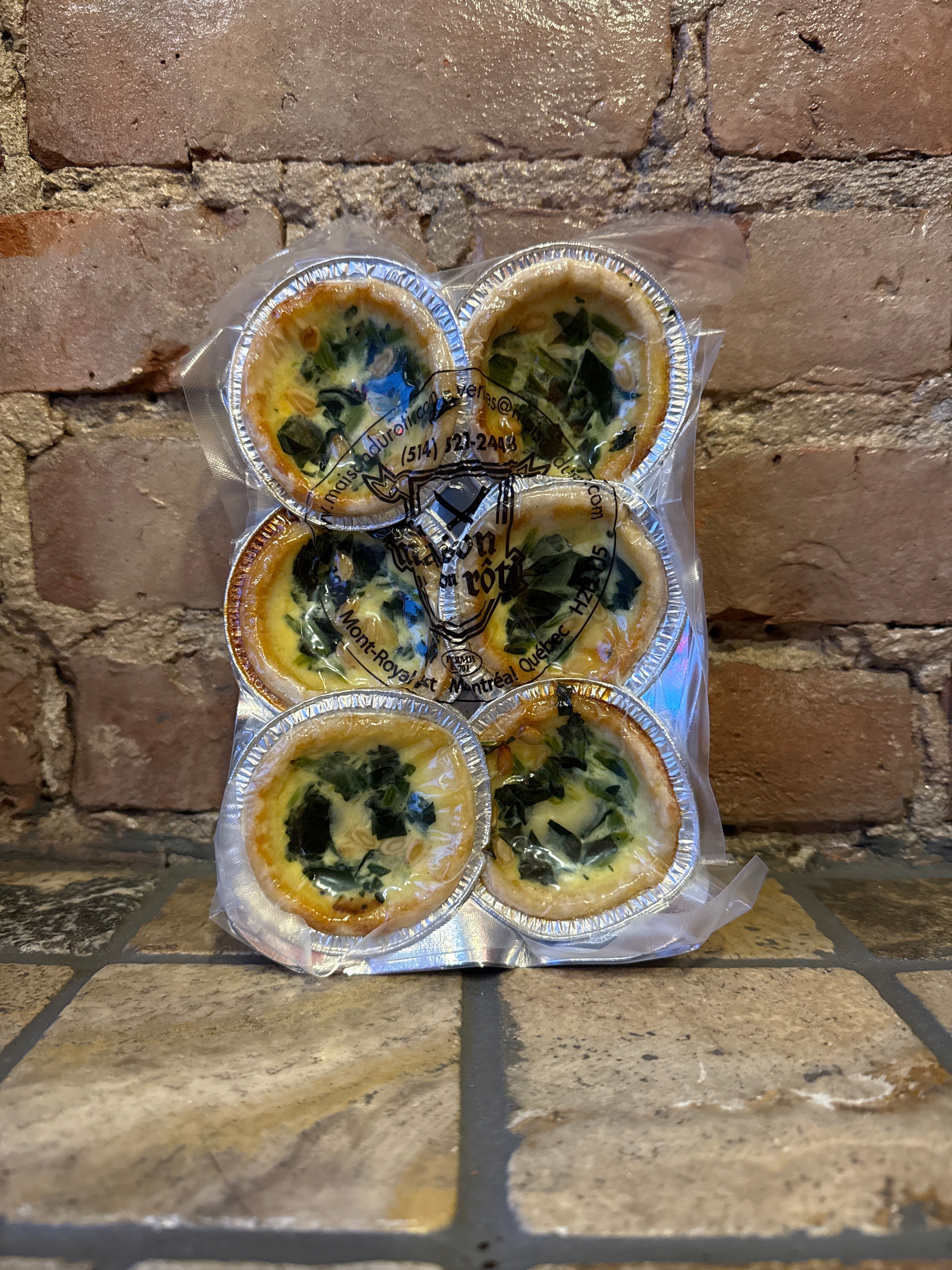 Mini Spinach and Pine Nut Quiches - 6 units