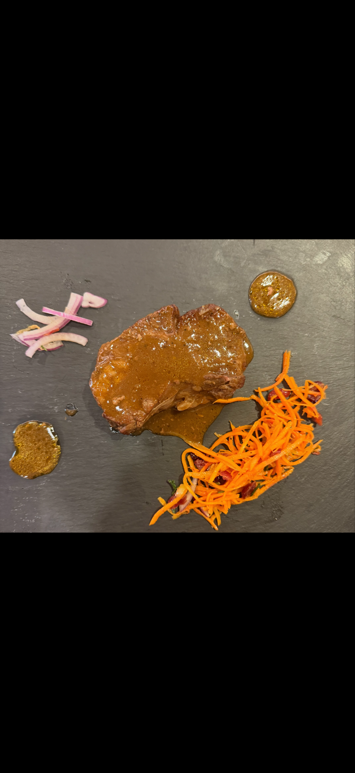 Chuck roll cuit au vin rouge 300g