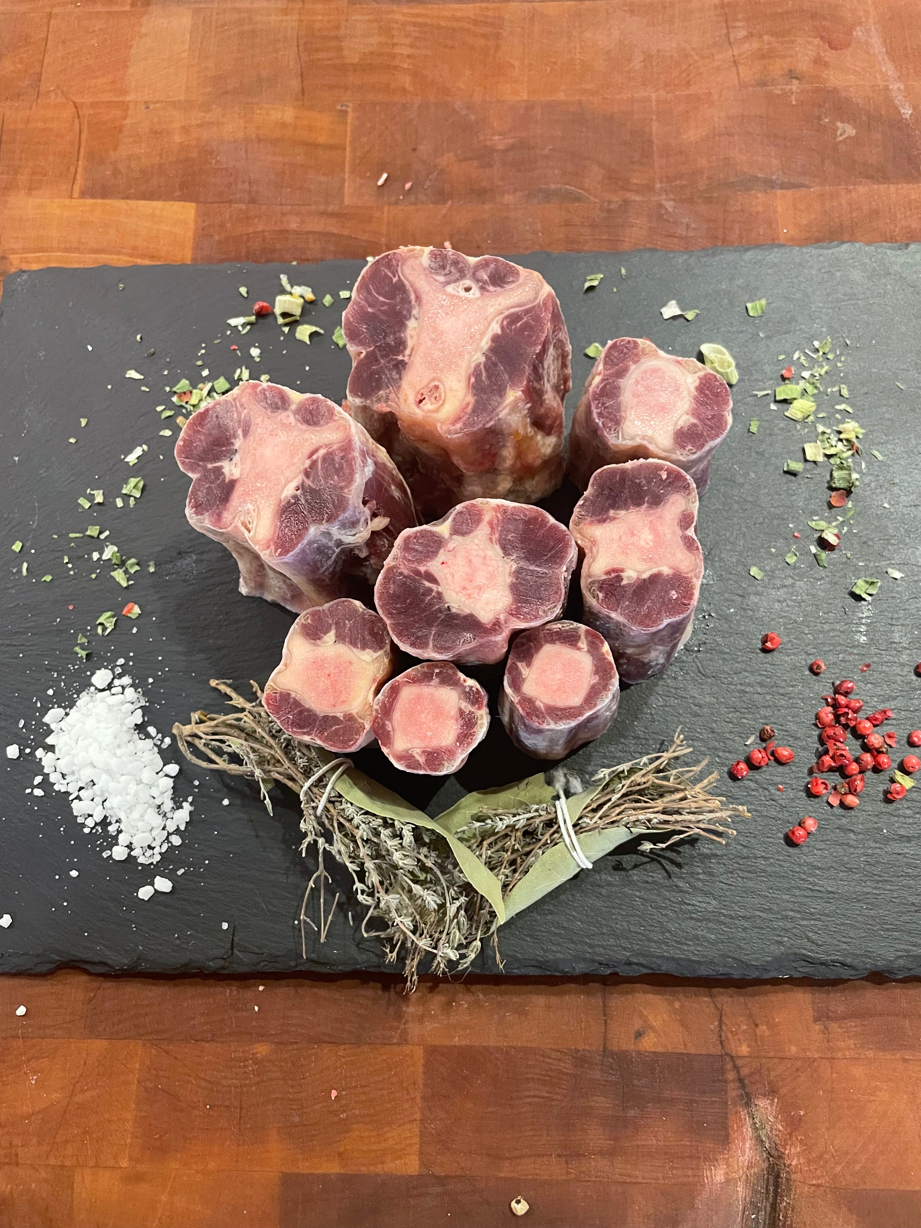 Oxtail (approx. 1.2-1.4 kg)