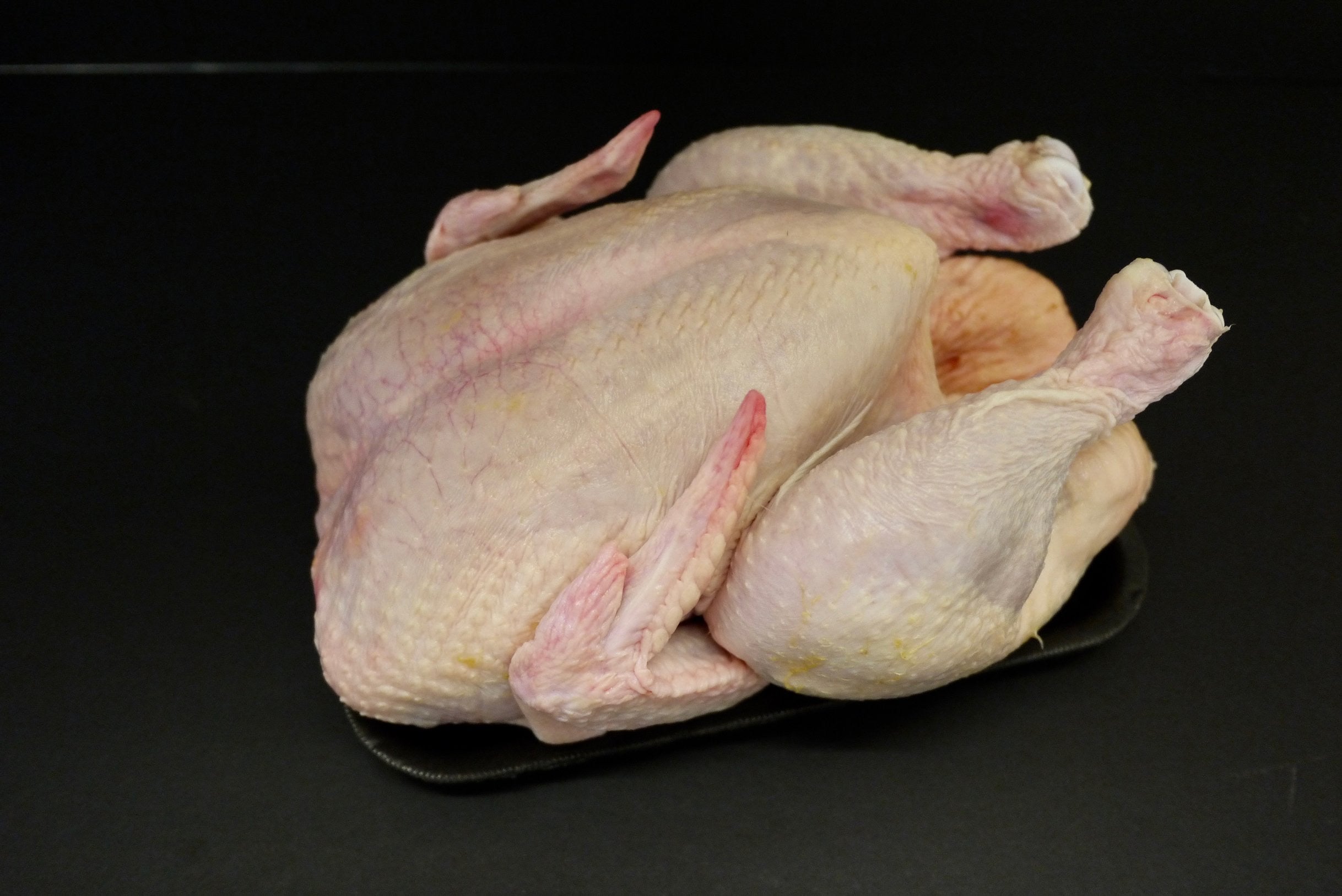 Québec Grain-Fed Capon - 3kg (8 portions)